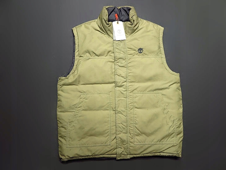 TIMBERLAND __ REVERSIBLE GREAT NEW VEST - L