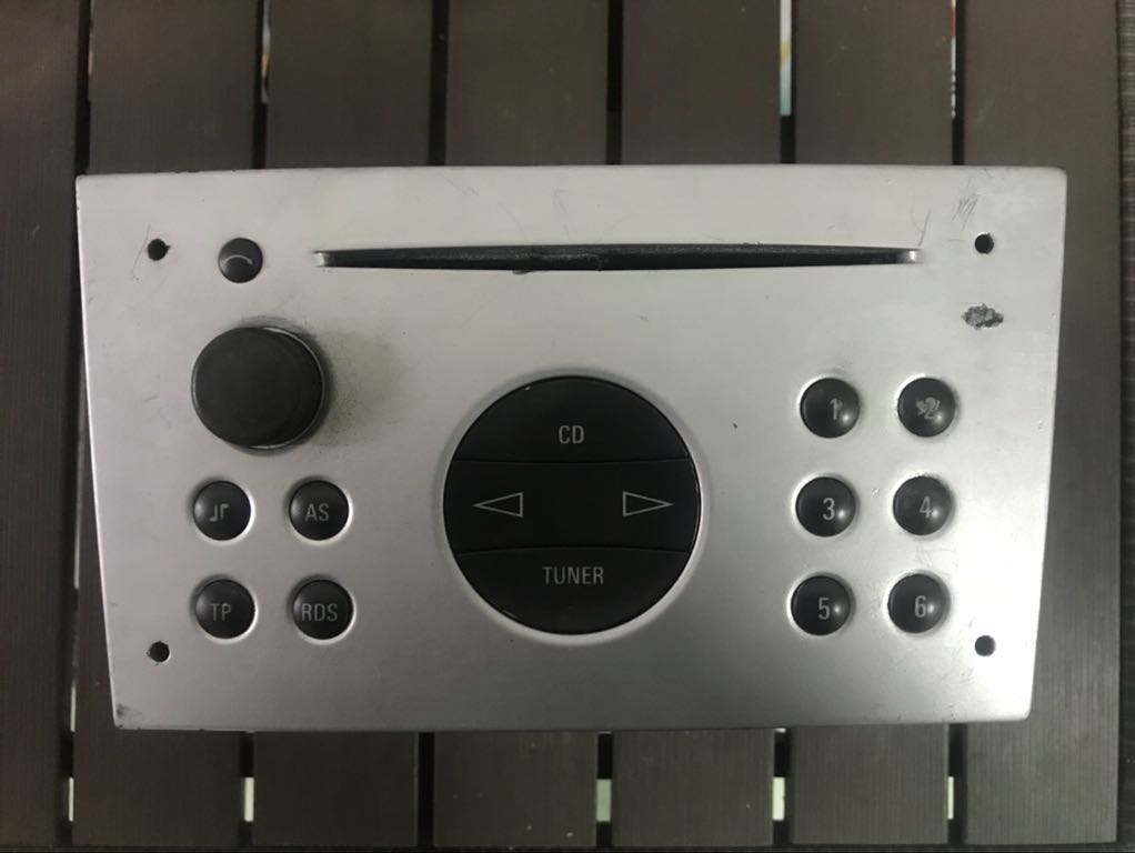 Radio Opel Corsa C/ Meriva siemens vdo cdr2005