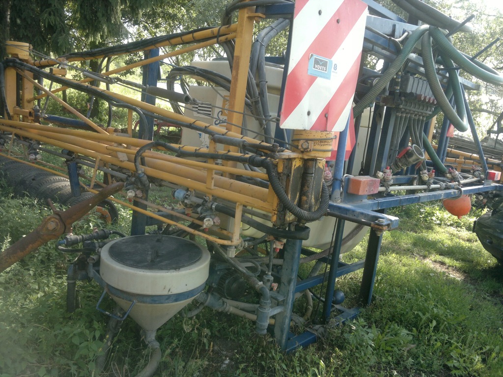 Opryskiwacz rolniczy zawieszany 600 L / 15m sieger