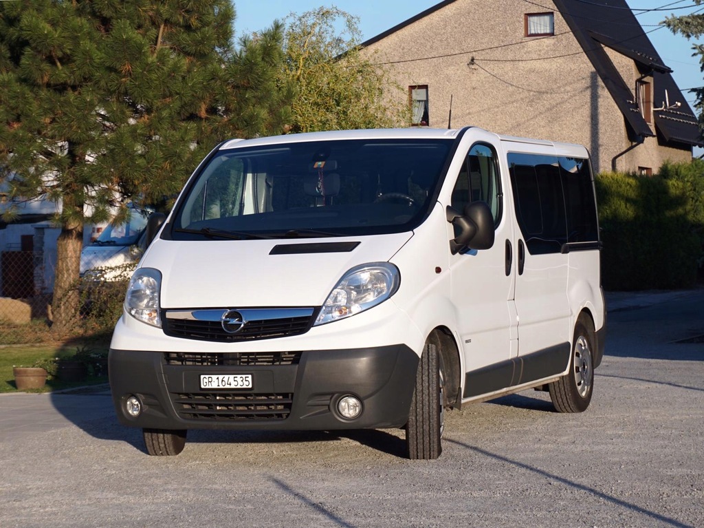 Opel Vivaro 2.0 CDTi Klima Navi Szwajcaria