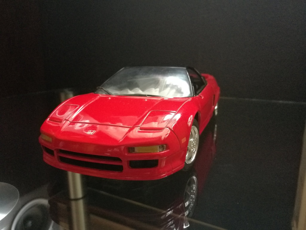 Honda NSX 1/18 REVELL 