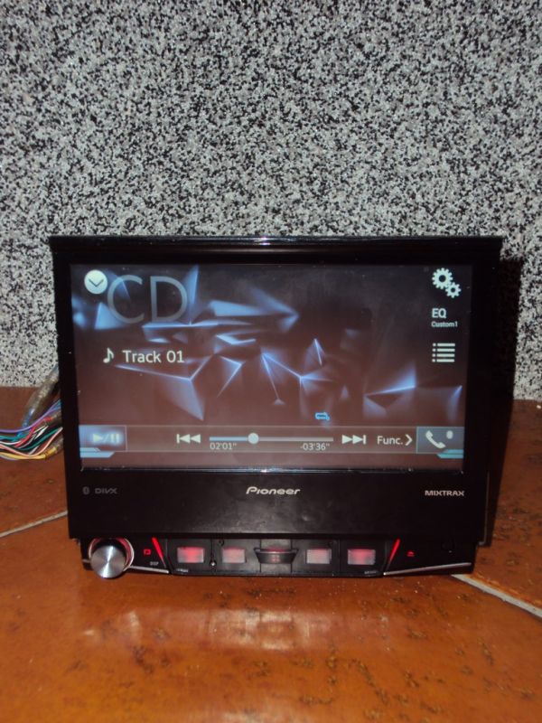 RADIO SAMOCHODOWE  PIONEER AVH-X7800BT 1DIN