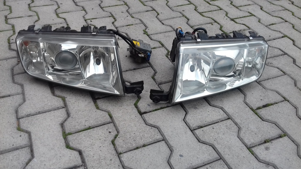 SKODA FABIA 1 XENON ksenon 6Y RS