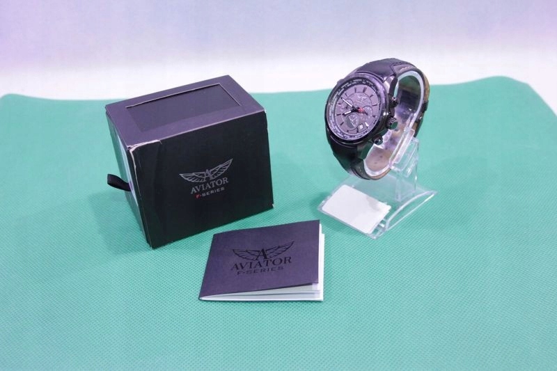 Aviator avw9169g155 hot sale