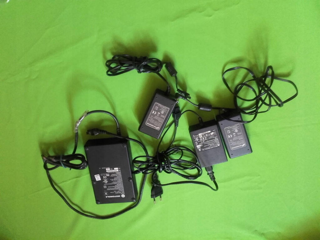 ZASILACZE 14V 12V 1,25A 2A MOTOROLA FSP DELTA