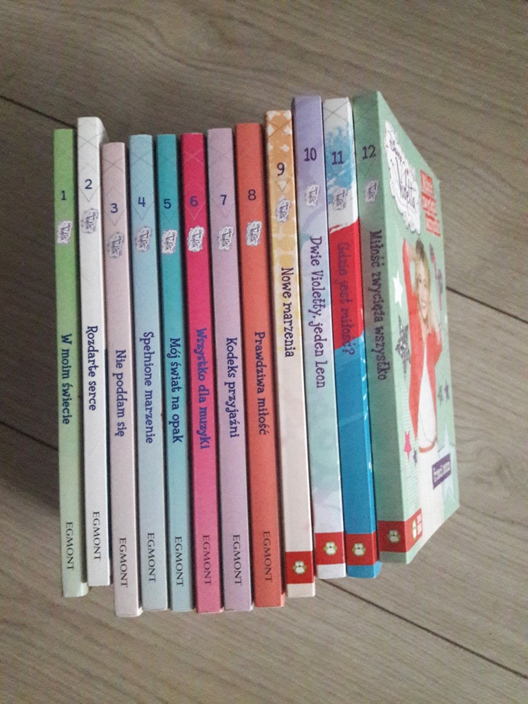 VIOLETTA książki cała seria SEZON 1+2+3 komplet