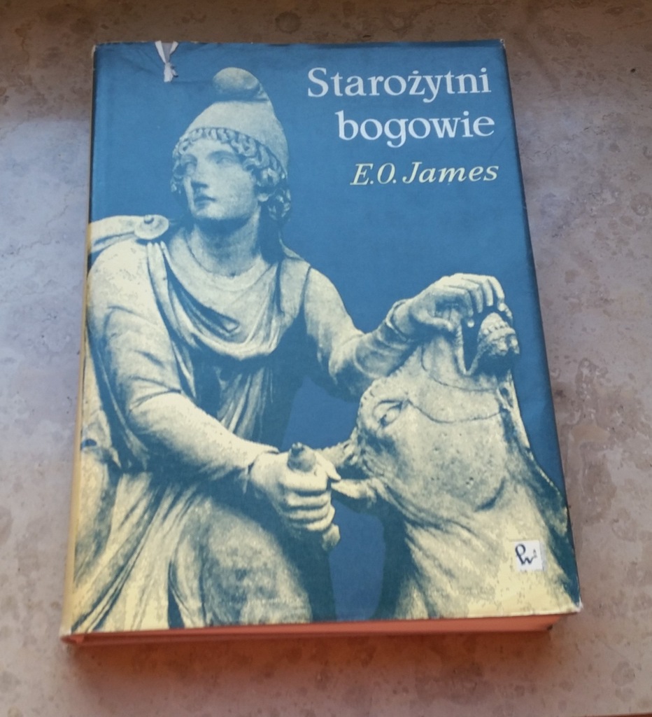 E. O. James - Starożytni bogowie