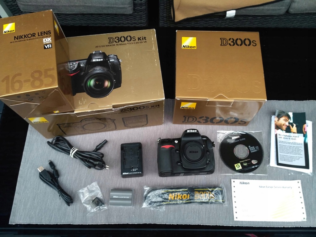 Nikon d300s z przebiegiem około 25 tys klatek