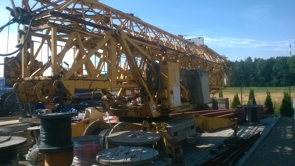 Żuraw model LIEBHERR 35K LA13785 dźwig