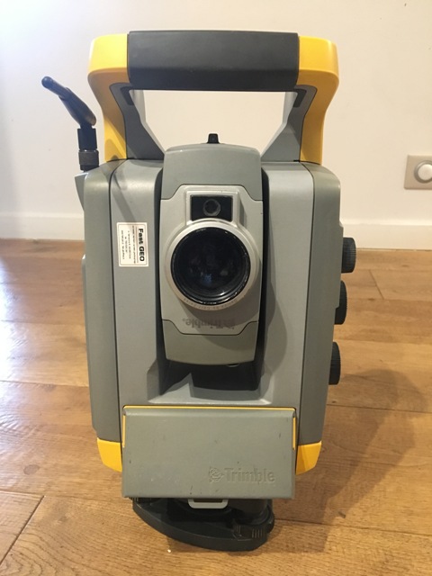 Tachimetr robotyczny TRIMBLE S6 DR 300+ zestaw 