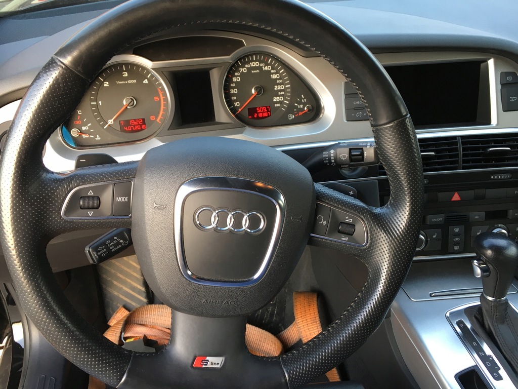 PRZEKŁADKA ANGLIKA AUDI A6 C6 LIFT CZARNA komplet