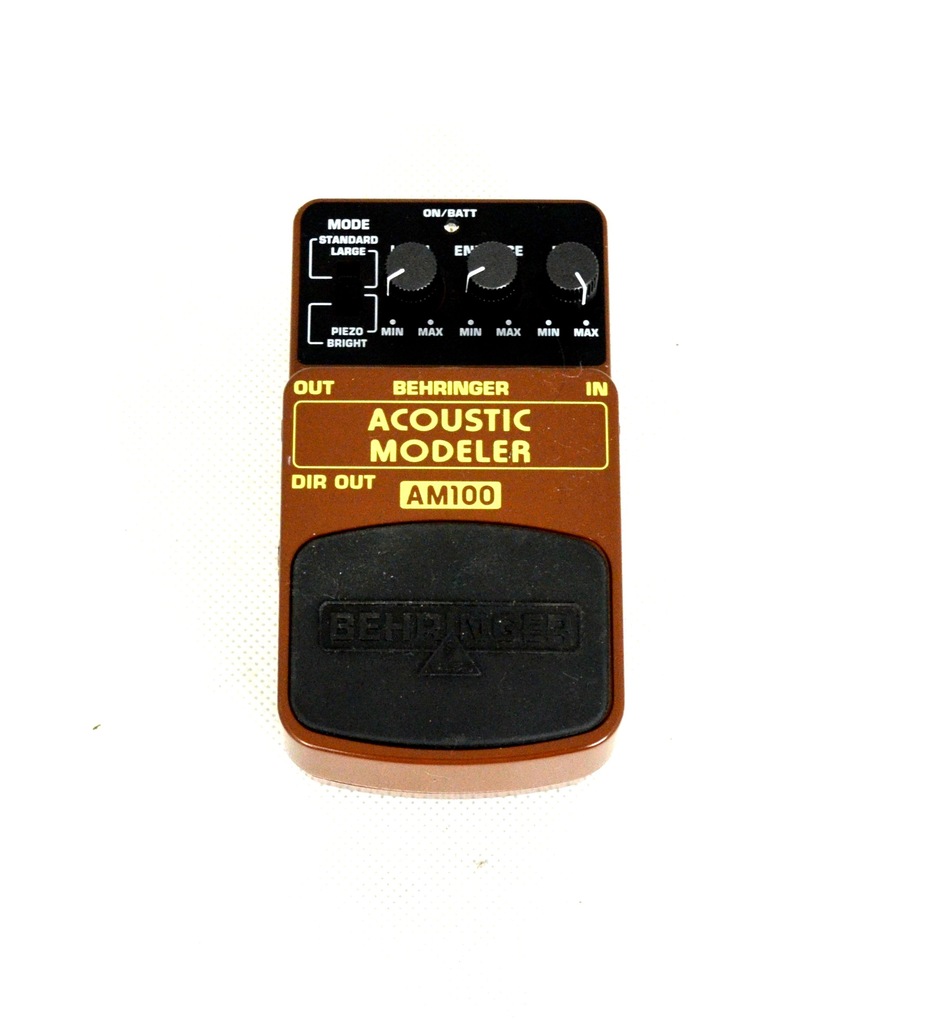 BEHRINGER ACOUSTIC MODELER AM 100