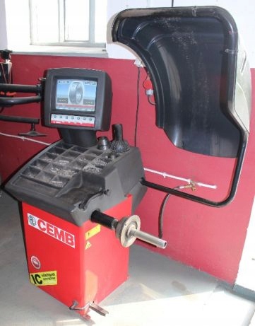 Wyważarka kół CEMB C75SE Full Automat Ideał