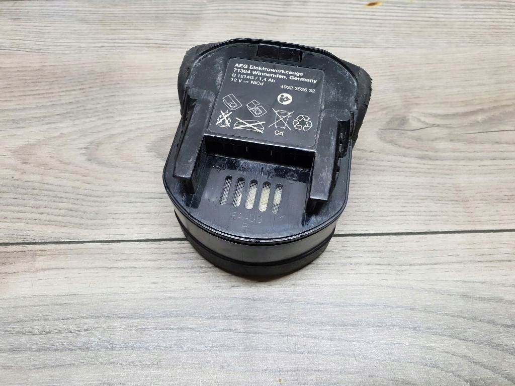 Bateria AEG B 1214G 12V 1.4Ah - 7580517981 - oficjalne archiwum Allegro