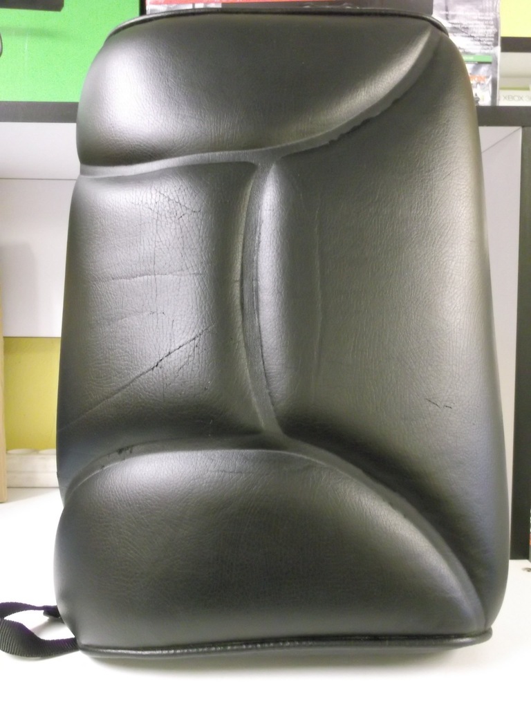 PODUSZKA MASUJĄCA MAXIWELL MASSAGE CUSHION