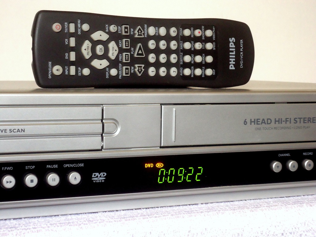 PHILIPS Combo DVDVHS 6GŁOWIC DiVX POLSKIE MENU 7250649767