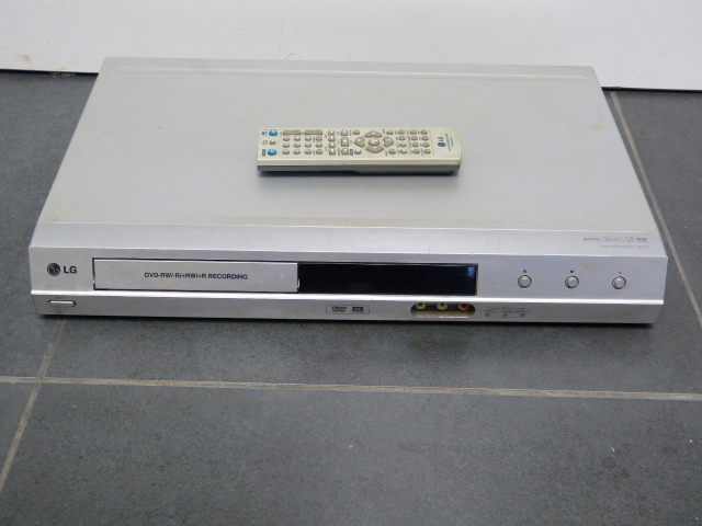 NAGRYWARKA DVD LG DR275 + PILOT