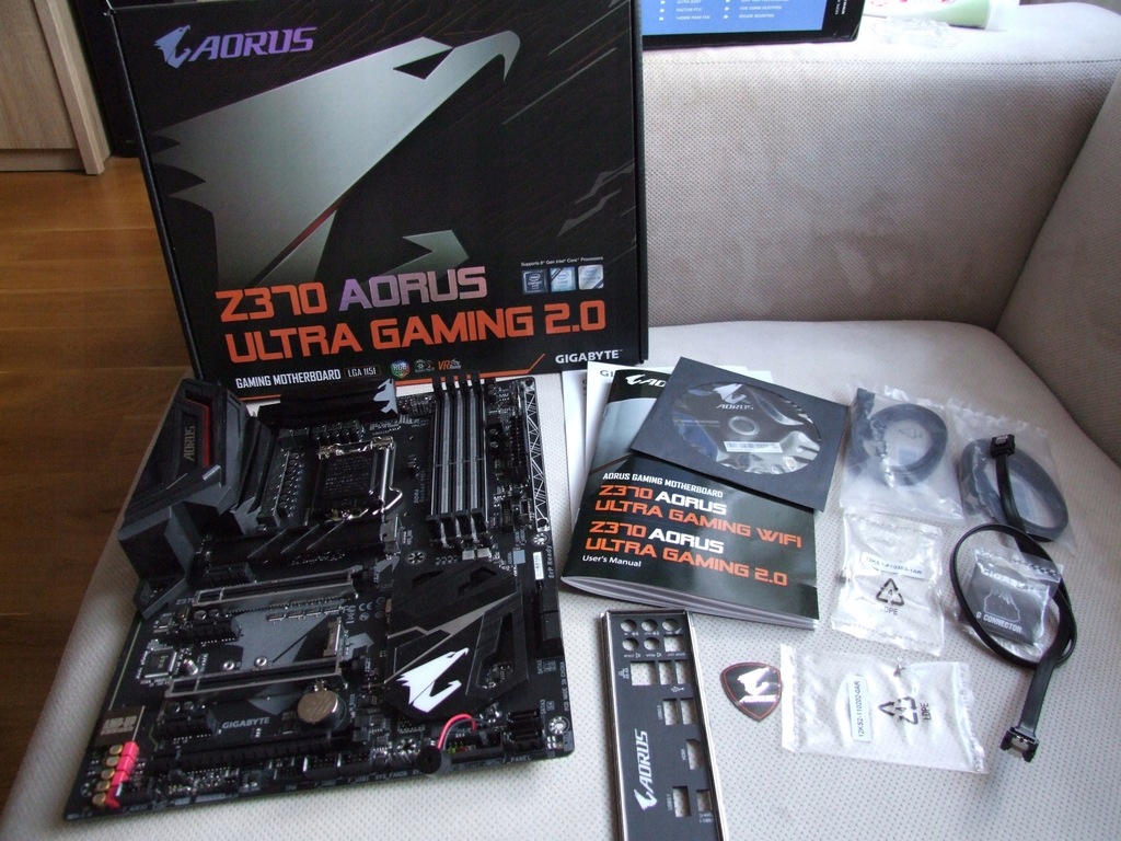 GIGABYTE Z370 AORUS ULTRA GAMING 2.0 /IDEALNA/ BOX