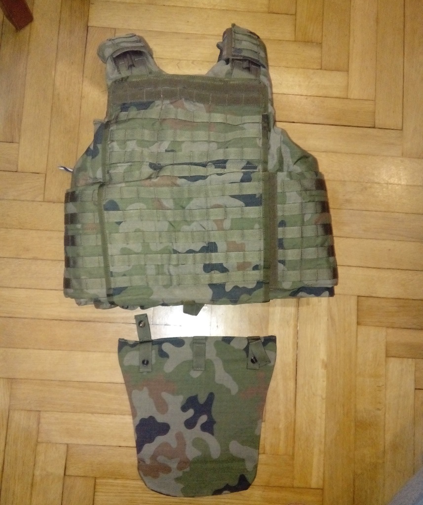 kanizelka zintegrowana SCARAB firmy MIWO-MILITARY