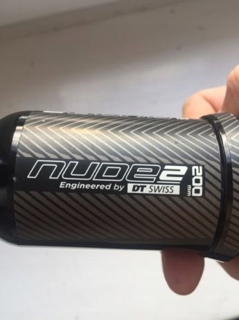 Damper Dt swiss nude 2 200x51 manetka