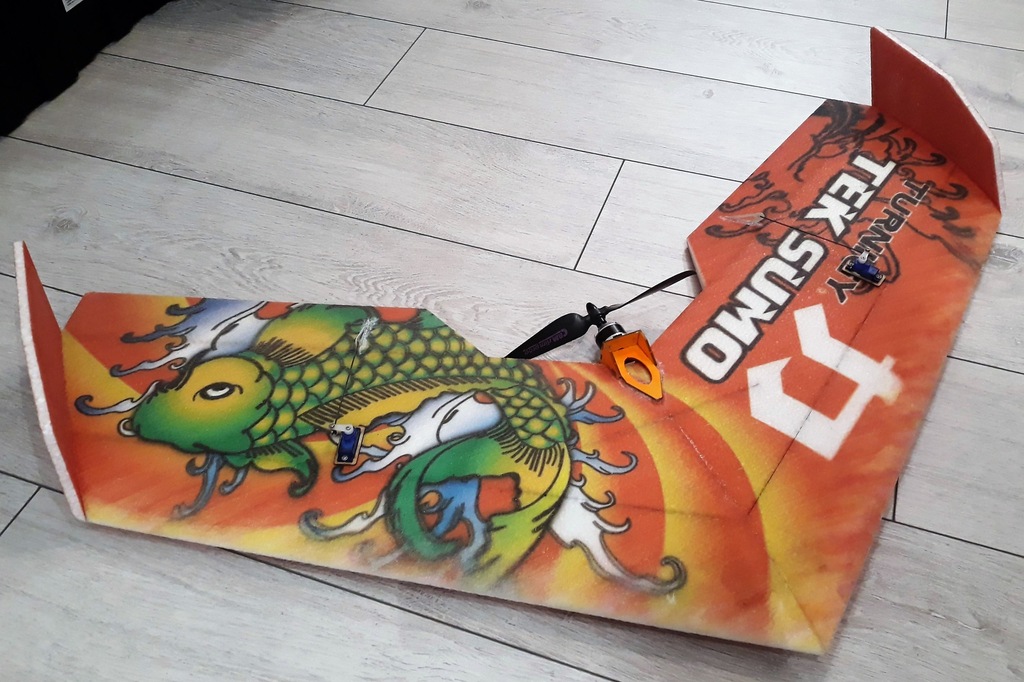 Hobbyking Teksumo EPP Wing 900mm  FPV SKRZYDŁO