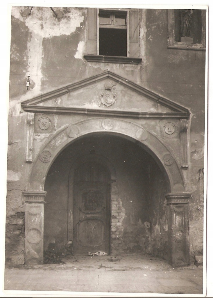 Sobótka, Renesansowy portal