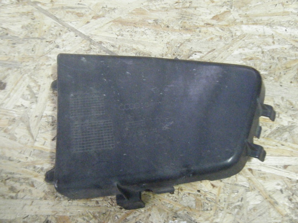Audi A6 C7 kratka zderzaka prawa przód 4G0807246