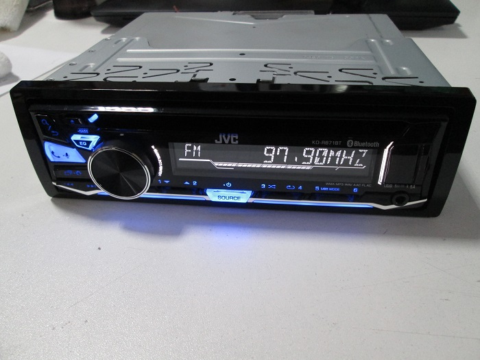 B-Ware JVC KD-R871BT - Bluetooth CD/MP3/USB Autoradio, 73,90 €