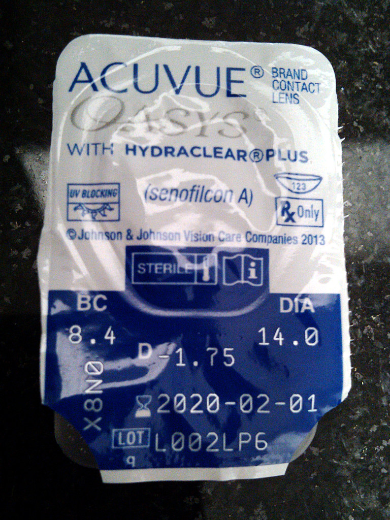 Soczewki ACUVUE OASYS MIESIĘCZNE moc -1.75