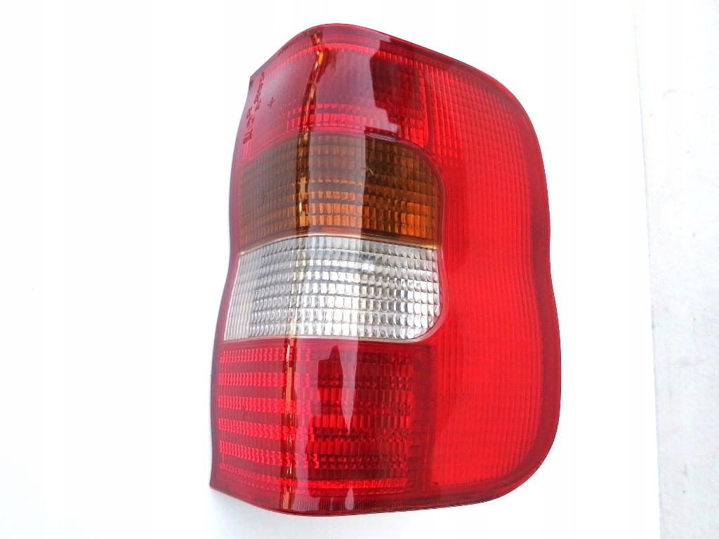 LAMPA TYŁ OPEL COMBO B PRAWA 1993-2001 TYLNA