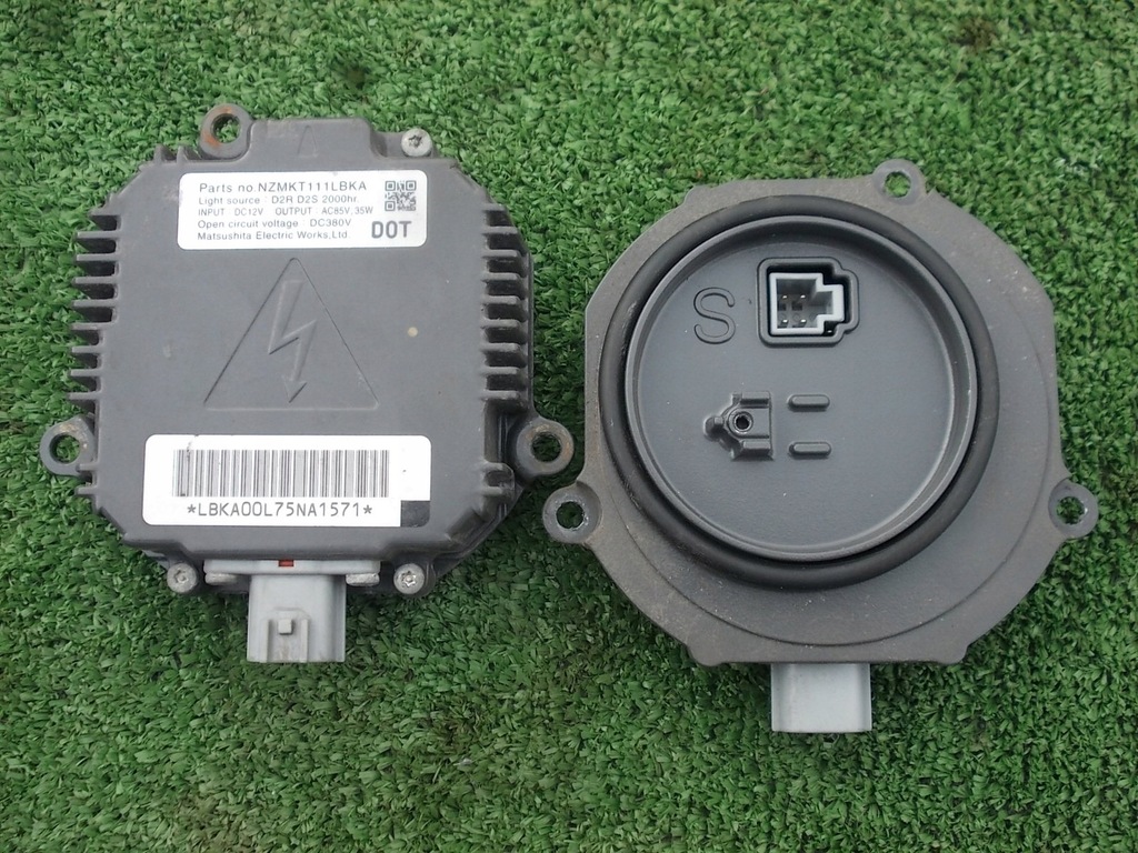 Przetwornica lampy xenon Mazda CX - 7 NZMKT111LBKA