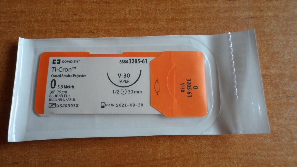 Nici chirurgiczne niewchłanialne Ti-cron 0 z igłą