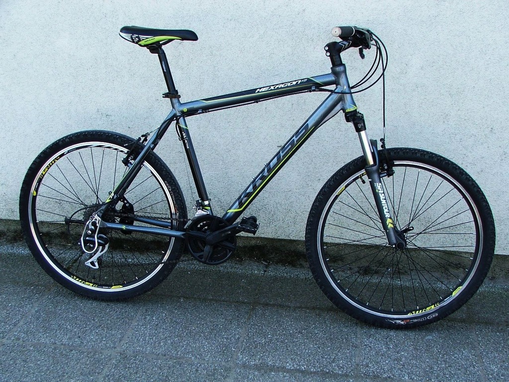 ALU kross hexagon x5 na acera 24 biegi rama L amor