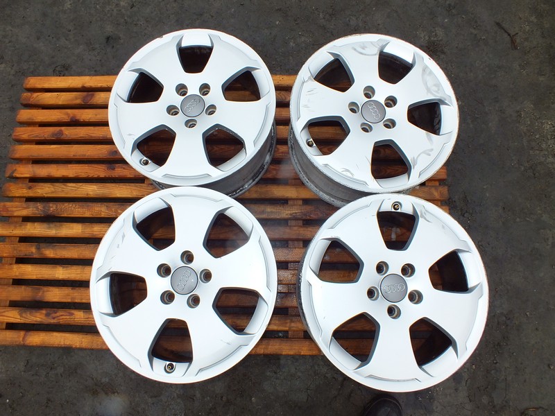 AUDI A3 8P FELGA FELGI ALUMINIOWE 17 5x112 ET 56