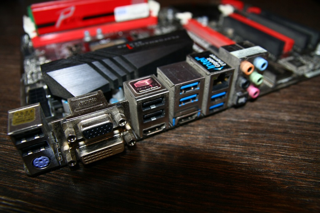 Asrock Fatal1ty H87 Performance 動作品の+redesim.empresarial.ws