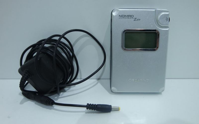 CREATIVE NOMAD JUKEBOX ZEN 20GB MP3 7201312158 oficjalne archiwum