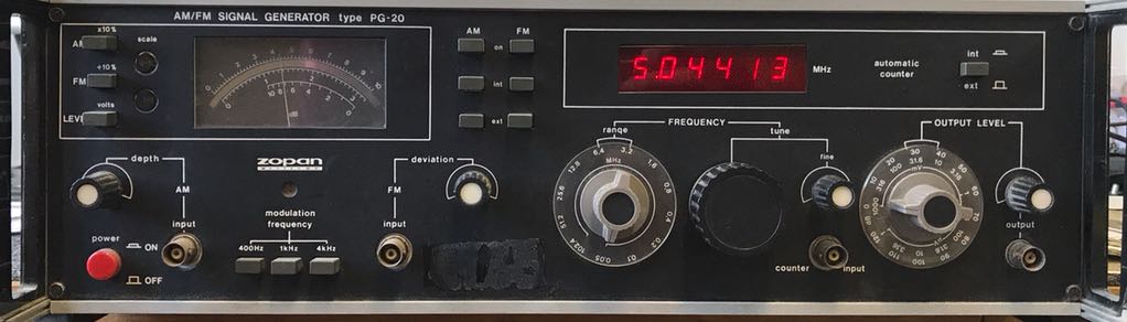 Generator sygnałuAM/FM SIGNAL GENERATOR type PG-20