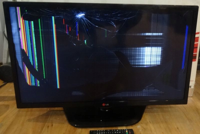 TV LG 32' (32LN536B) USZKODZONA MATRYCA