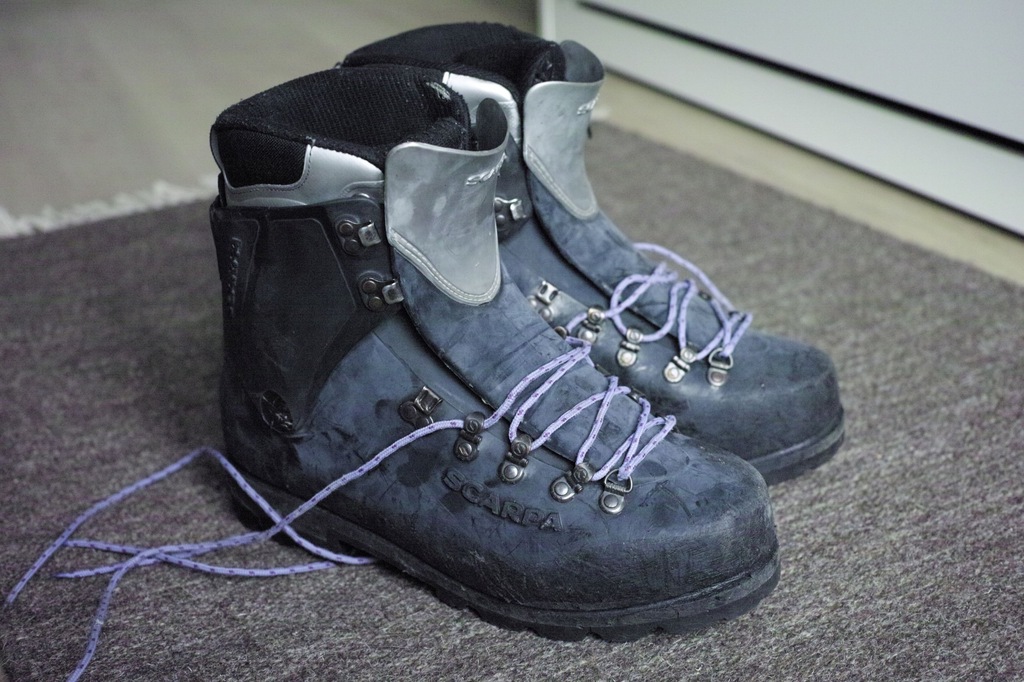 Skorupy/Buty SCARPA VEGA + botki roz. 10,5
