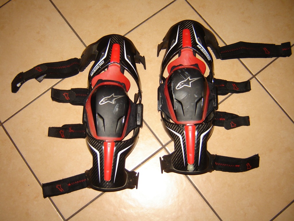 ORTEZY OCHRANIACZE ALPINESTARS B2 CARBON ROZMIAR L