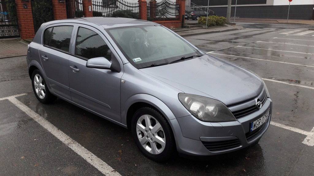 Opel astra h 2004