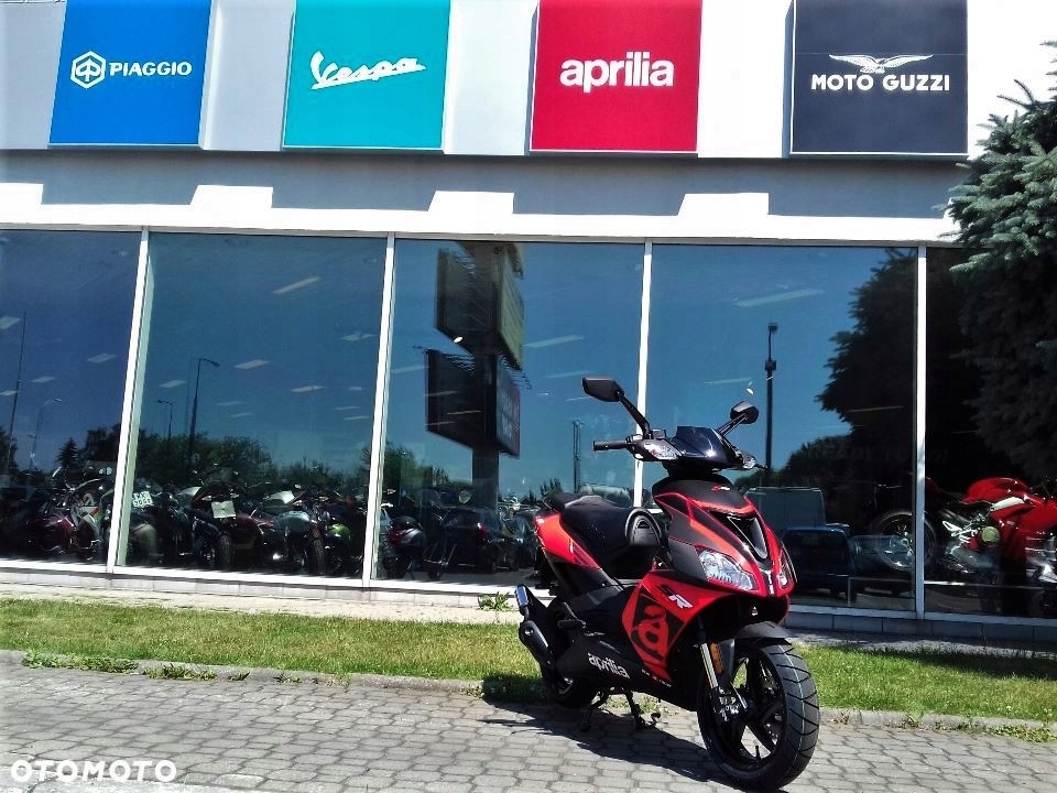 Skuter Aprilia SR50R, PROMOCJA!!!W salonie od ręki