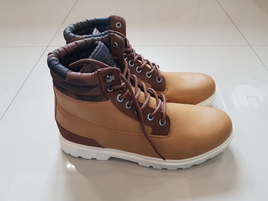 Buty Męskie URBAN CLASSICS rozm. 42 OKAZJA - 100zł