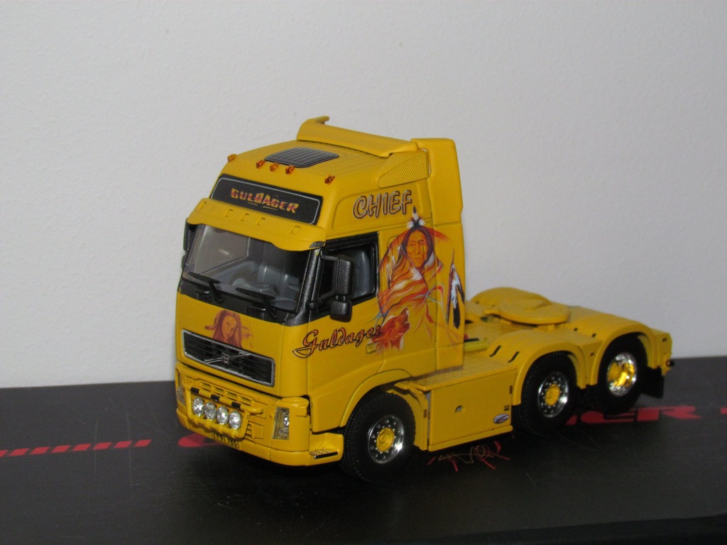 WSI 1/50 ボルボ VOLVO FH2 GLOB.XL 6×2 のぞい Ristimaa