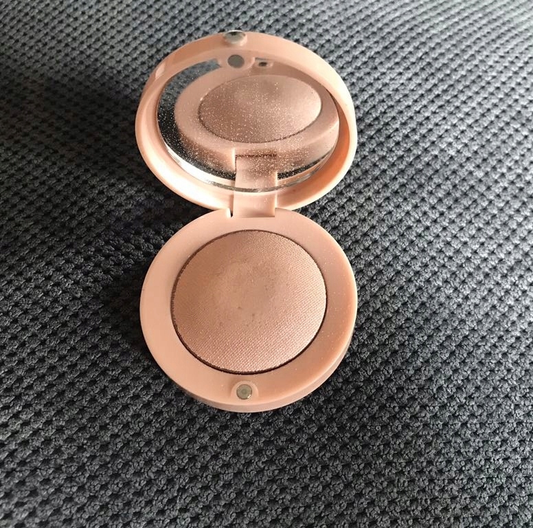 BOURJOIS cień do powiek generose 02