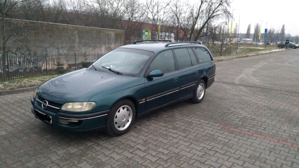 Opel omega 2.0 16 v .1998r kombi GAZ