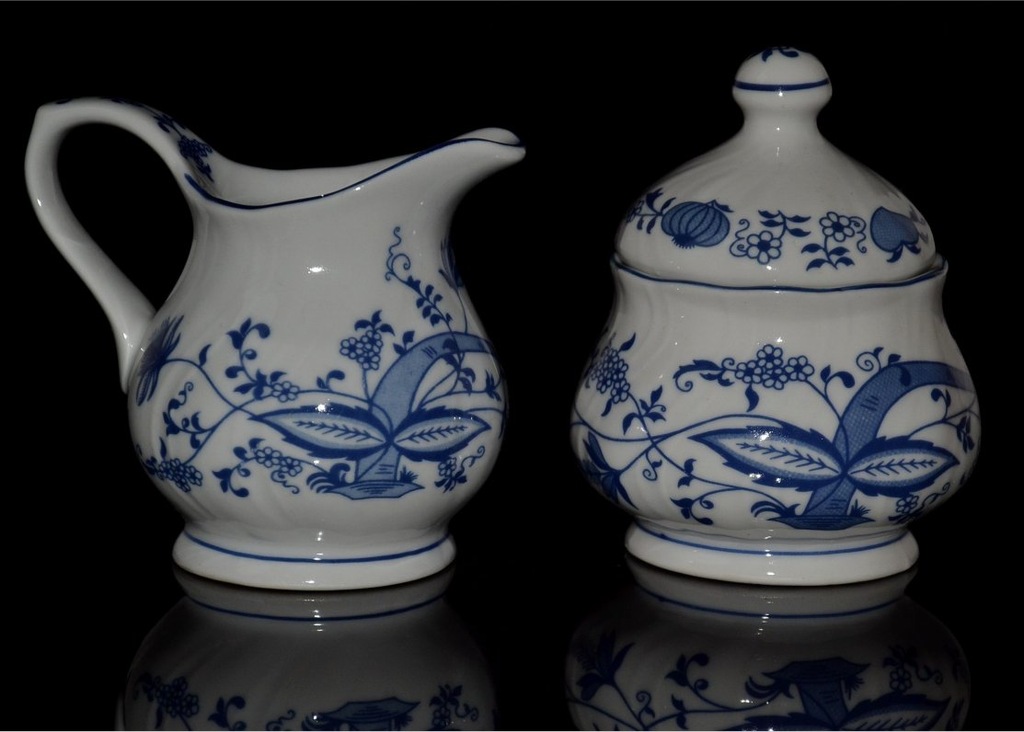 WZÓR CEBULOWY PORCELANA KSIĄŻ CUKIERNICA  MLECZNIK