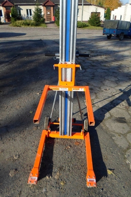 Podnośnik instalatorski Sumner 2210 / 3,4m / 135kg