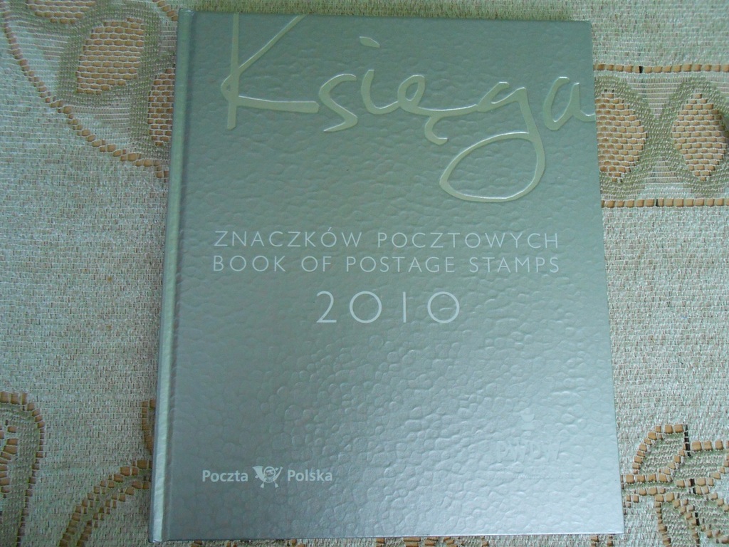 Księga znaczków 2010 polskie