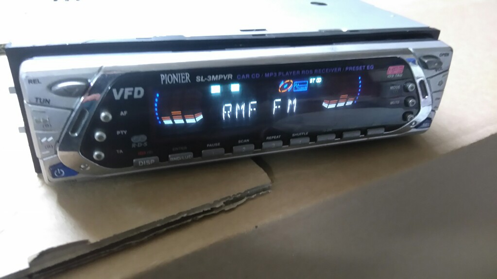Radio CD/mp3 pionier SL-3CDVR winda panel CD